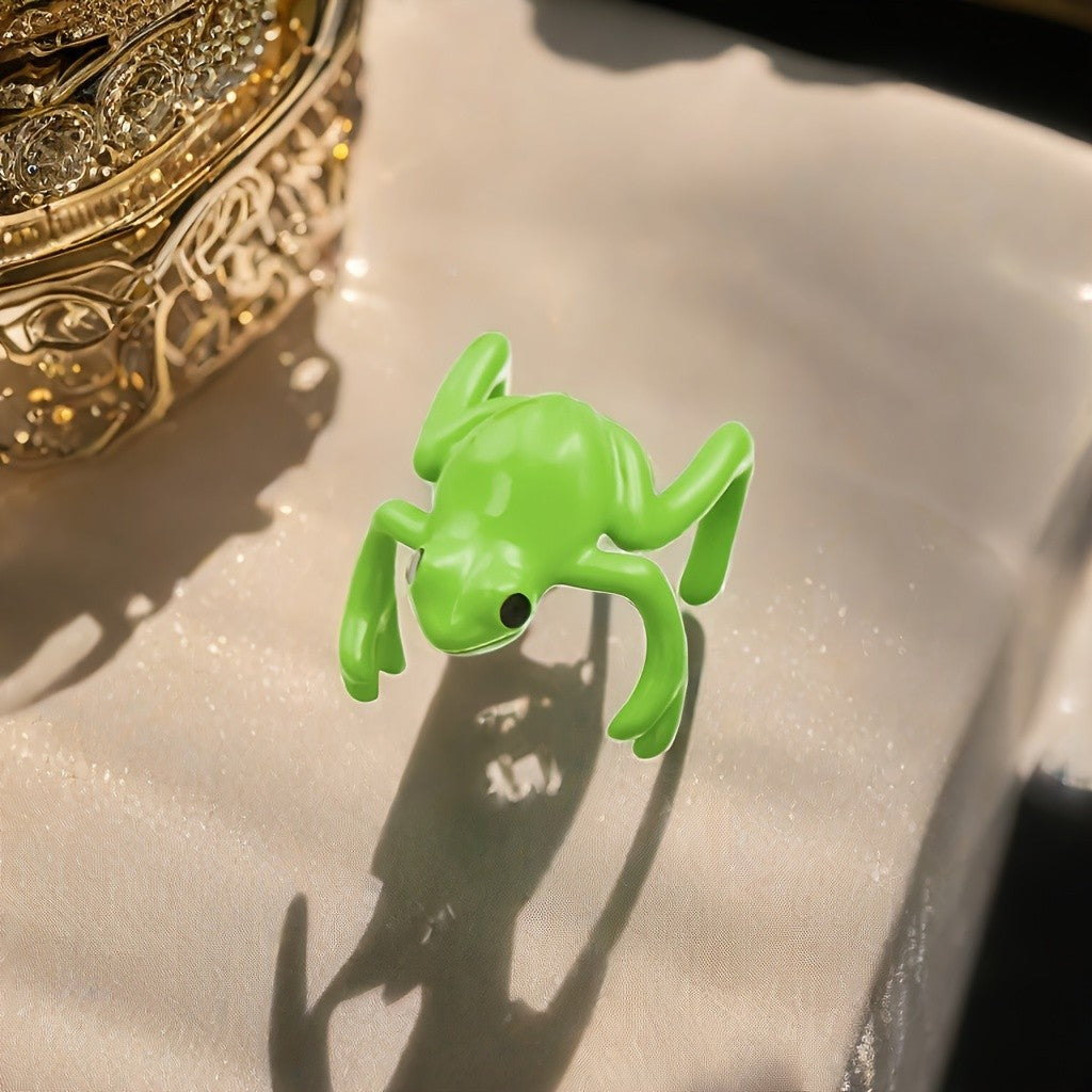 Cute Green Frog Ear Cuff