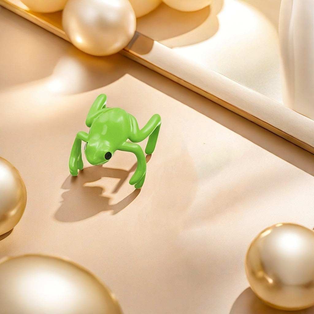 Cute Green Frog Ear Cuff