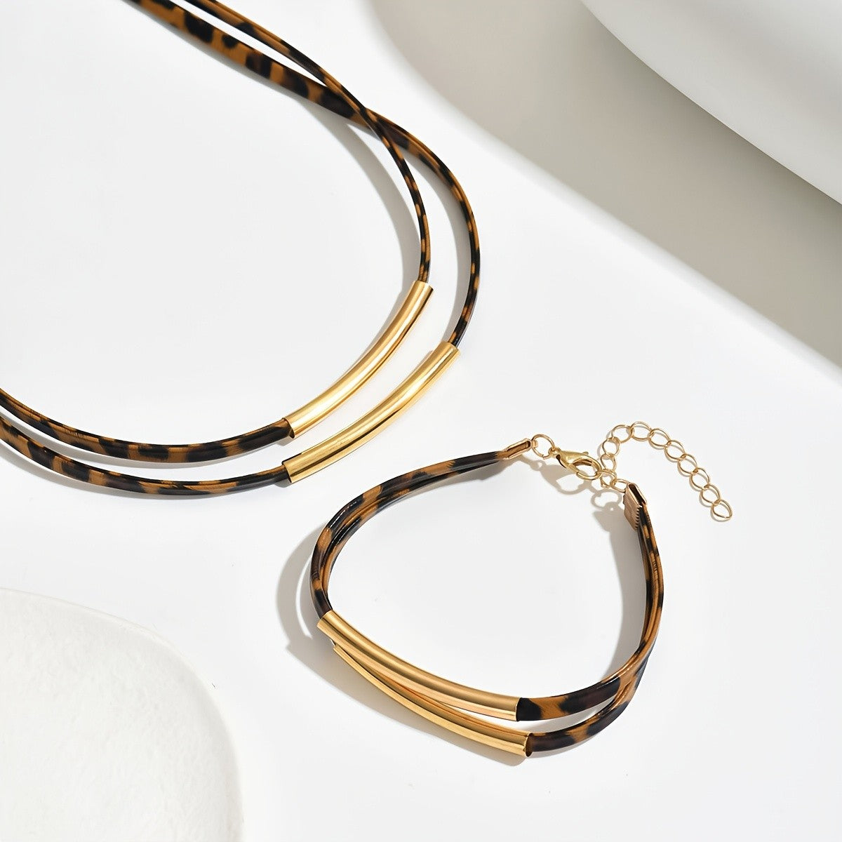 2pc Vintage Leopard Tube Choker Set