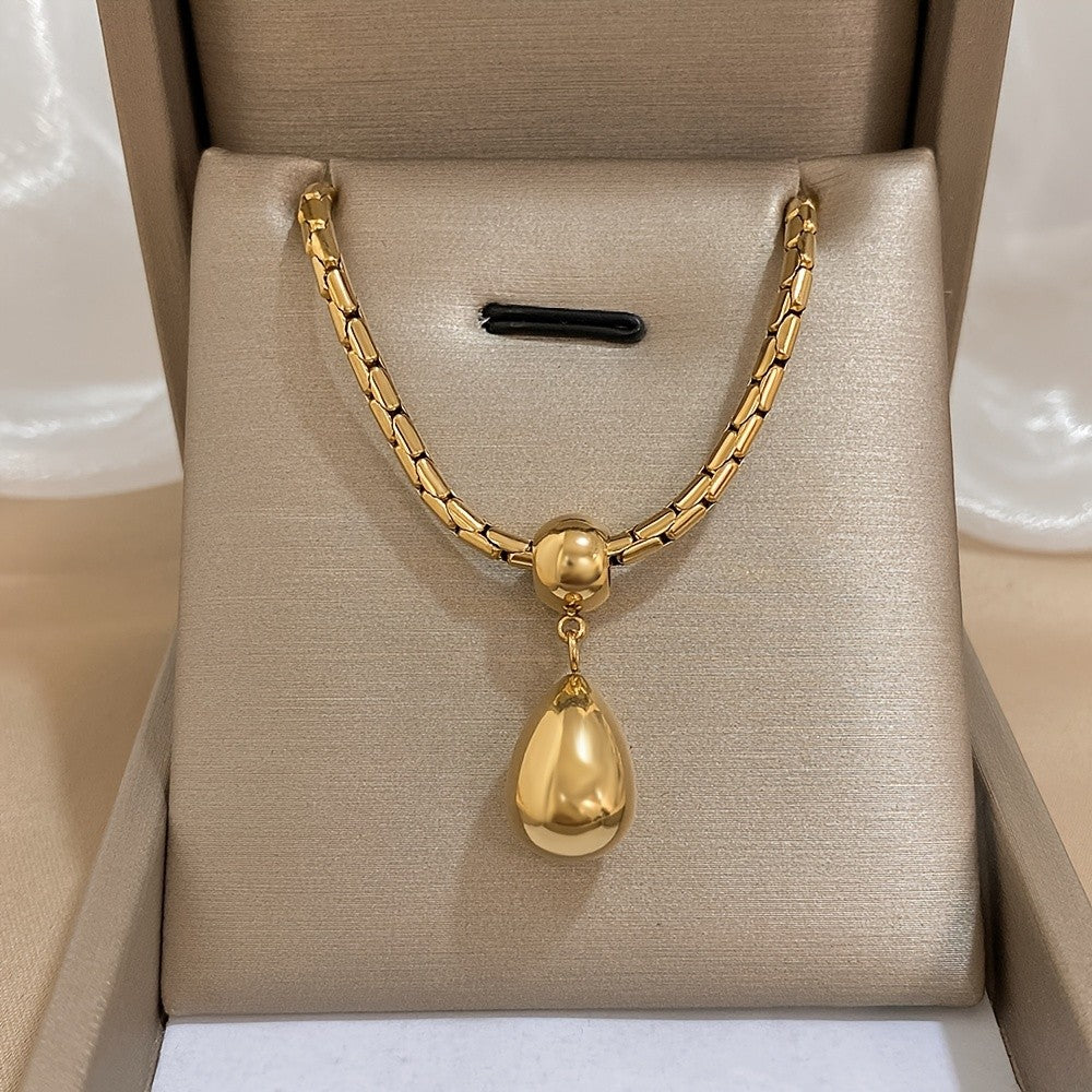 Classy Golden Water Drop Pendant Necklace