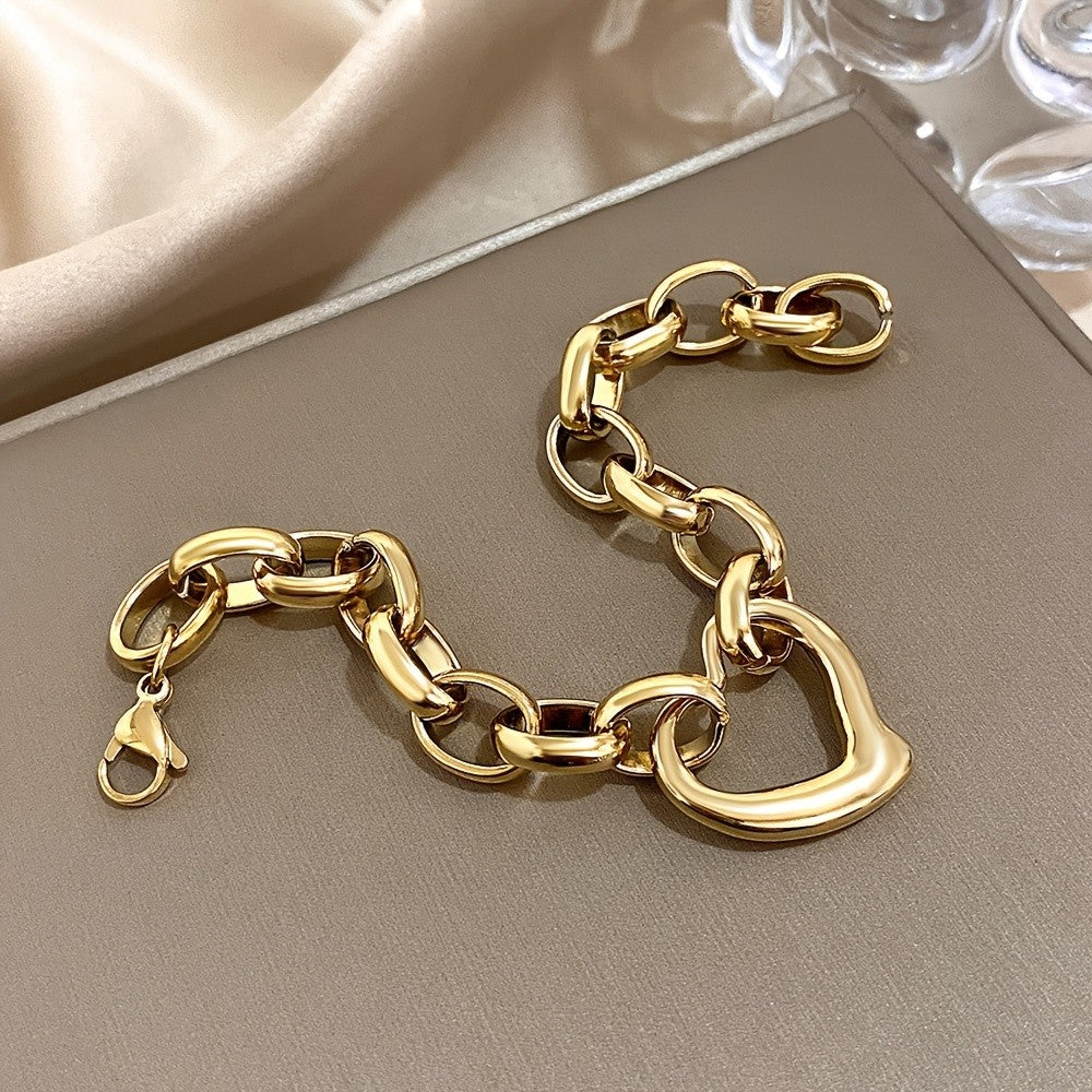 18k Classy Heart Link Bracelet