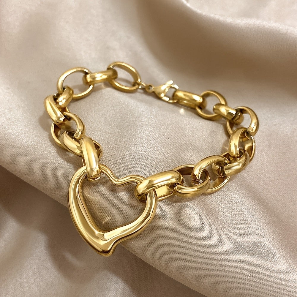 18k Classy Heart Link Bracelet