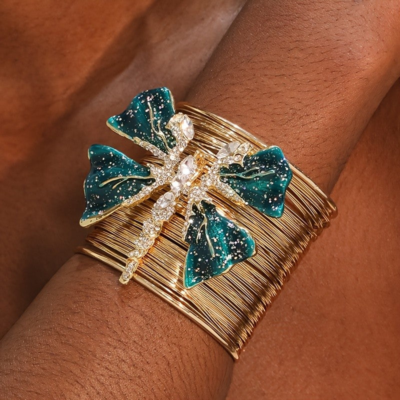 Vintage Textured Heart Multi-Layer Cuff Bracelet