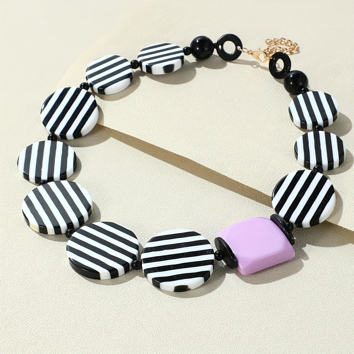 Elegant Striped Resin Statement Necklace