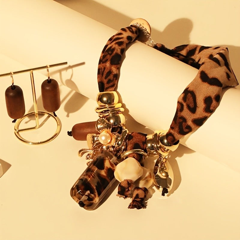 Boho Leopard Print Resin Necklace Set