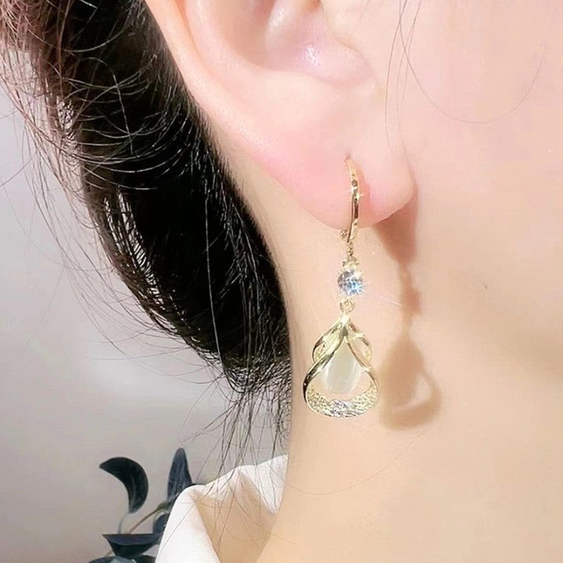 Elegant Teardrop Jewelry Set