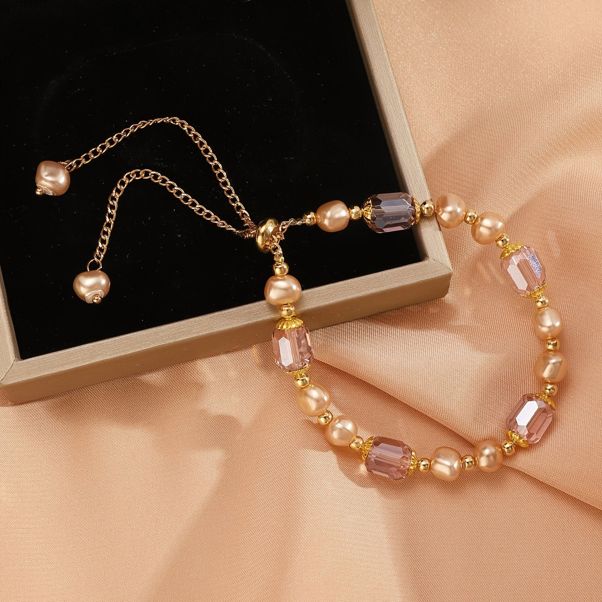 Elegant Purple Crystal Pearl Bracelet