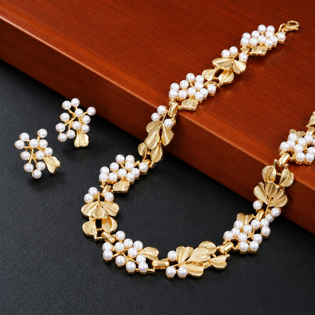Classy Floral Faux Pearl Necklace & Earring Set