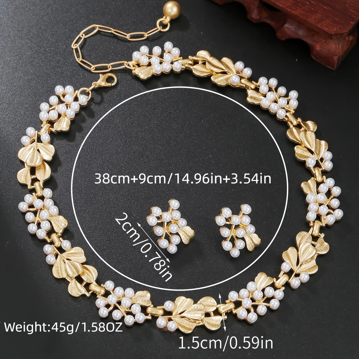 Classy Floral Faux Pearl Necklace & Earring Set