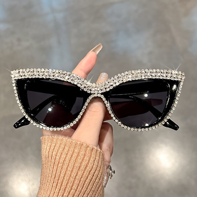 Classy Rhinestone Cat Eye Sunglasses