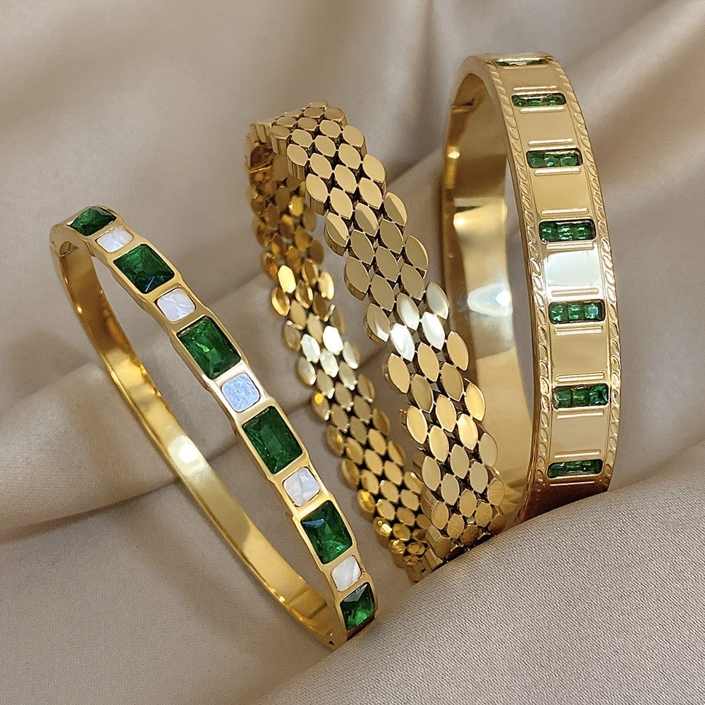 Classy Emerald Zircon Bangle Set
