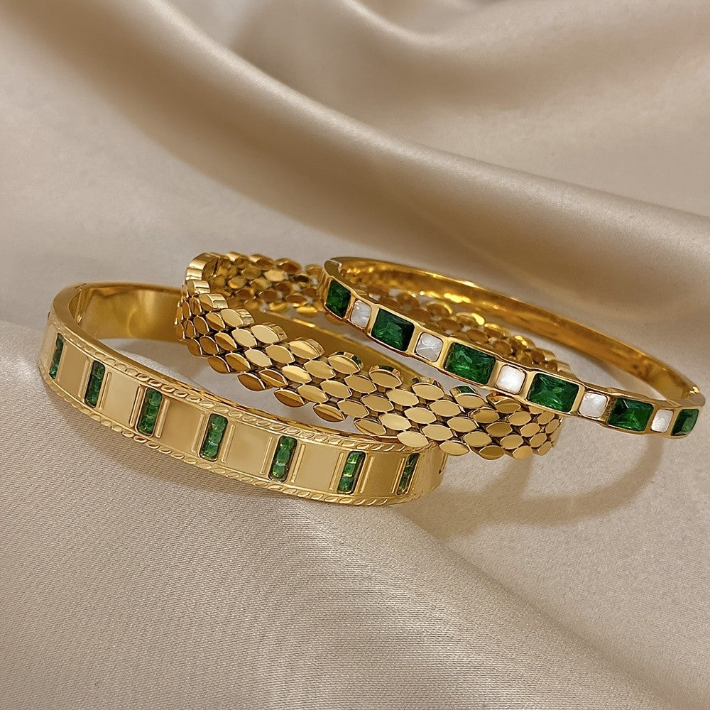 Classy Emerald Zircon Bangle Set
