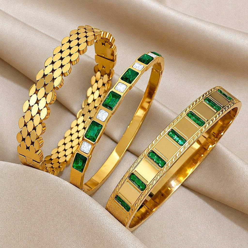 Classy Emerald Zircon Bangle Set