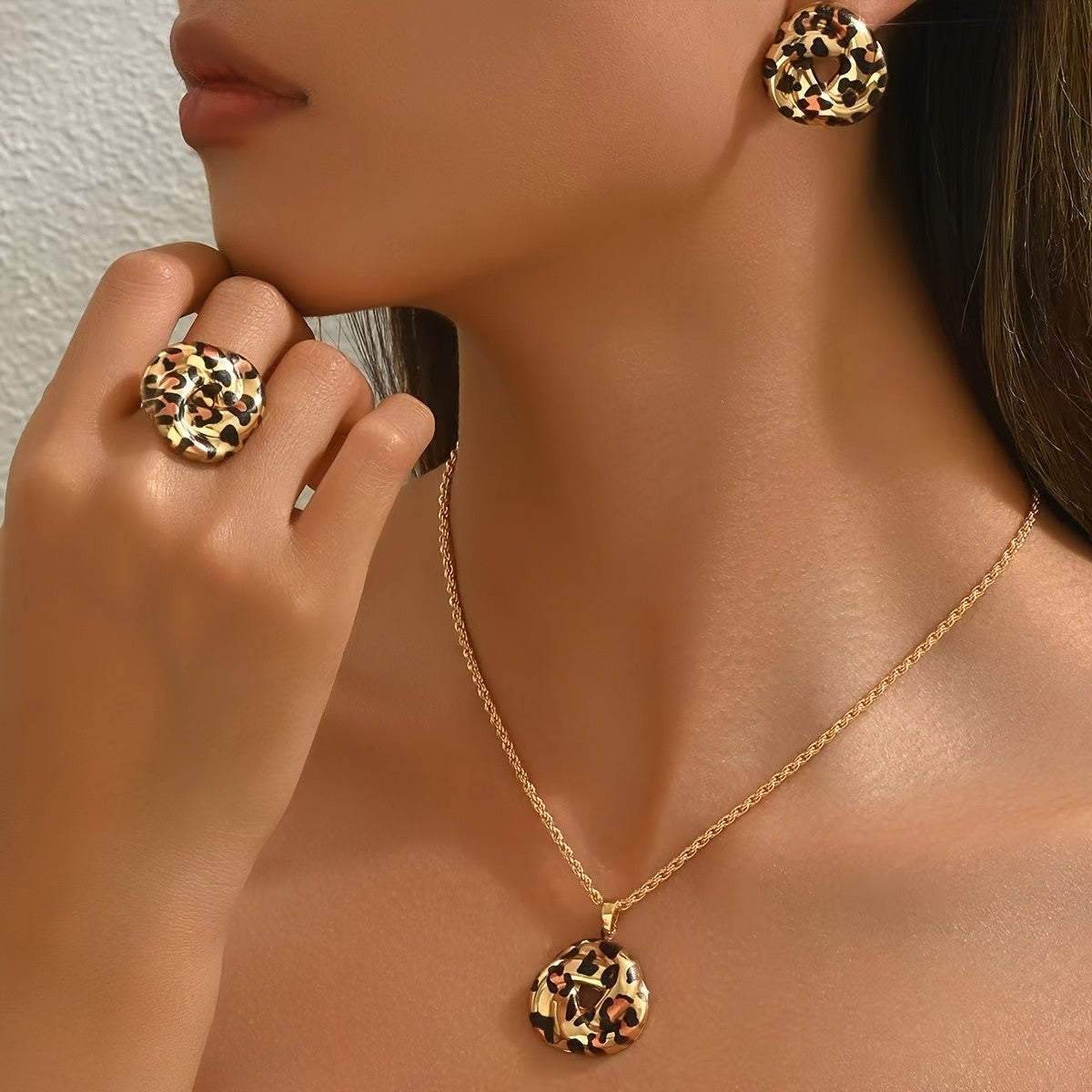 Classy Leopard Print Jewelry Set