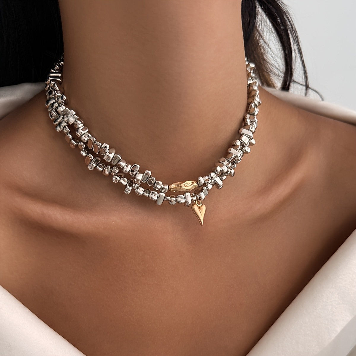 Retro Geometric Acrylic Choker Necklace
