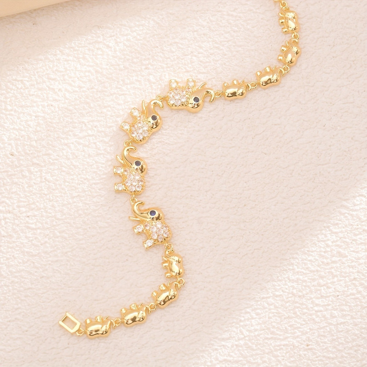 Dainty Zircon Elephant Bracelet