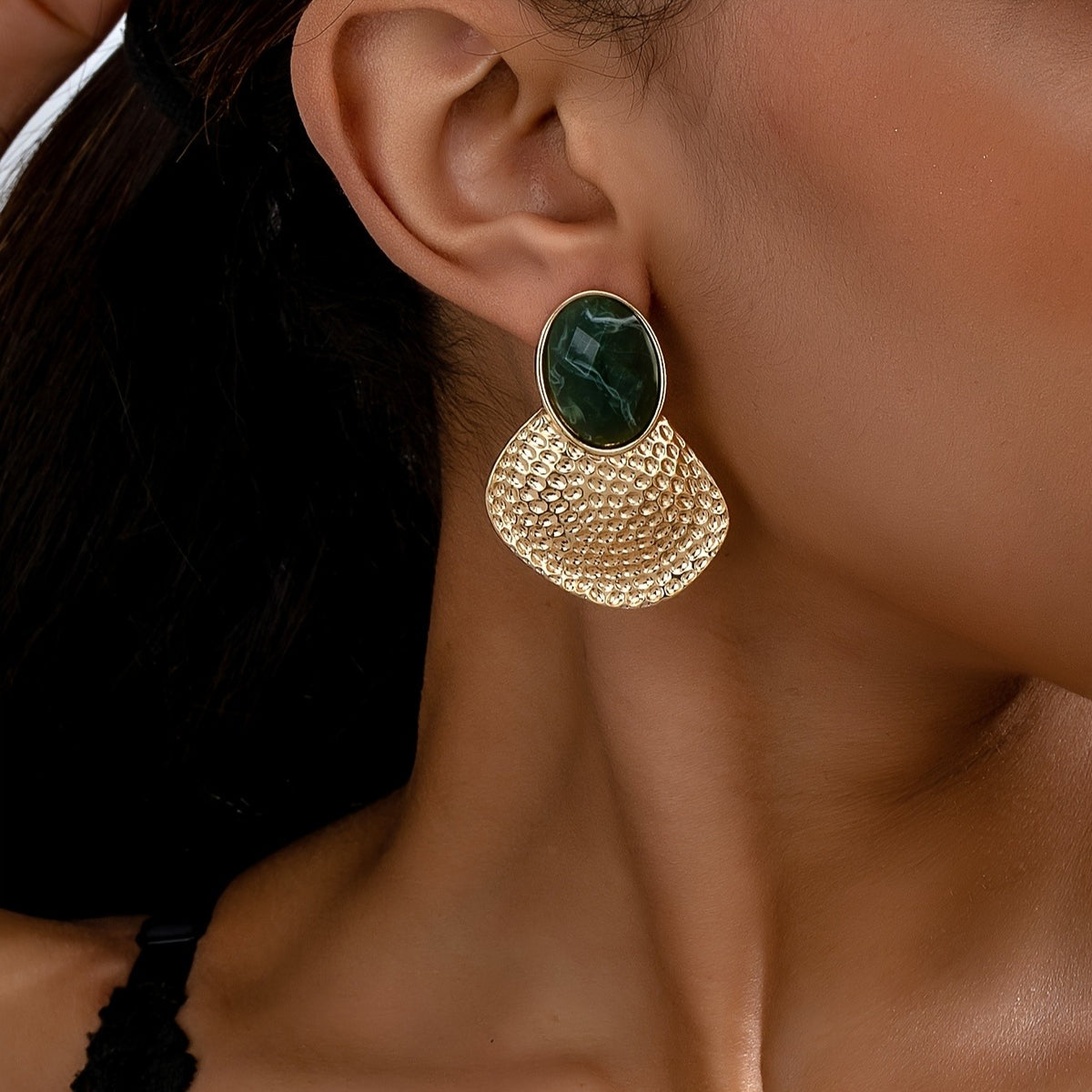 Elegant Green Stone Textured Drop Earrings