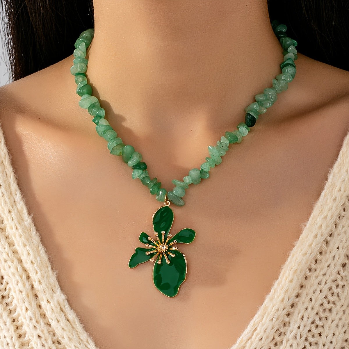 Boho Natural Stone Flower Necklace