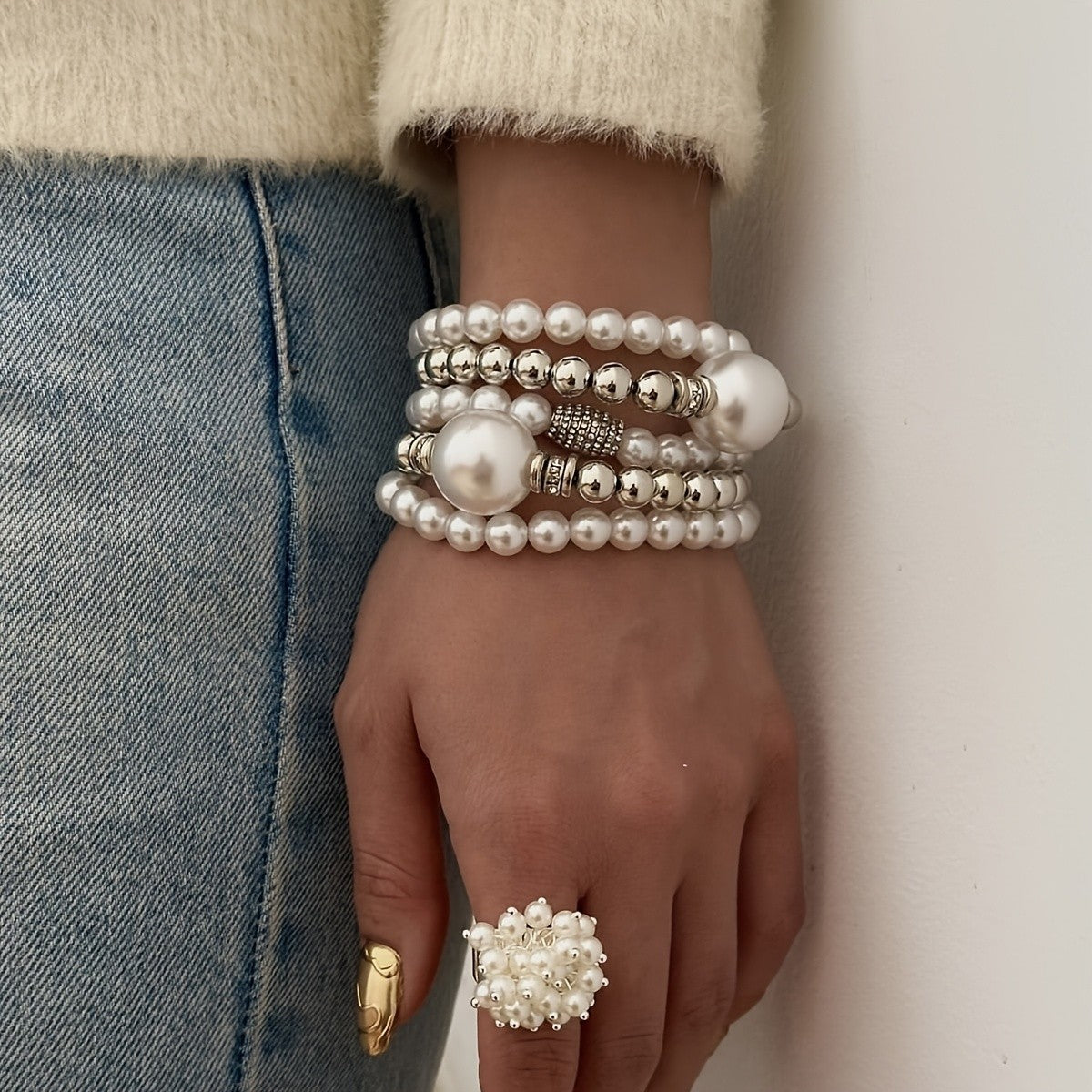 5pc Elegant Layered Pearl Bracelet Set