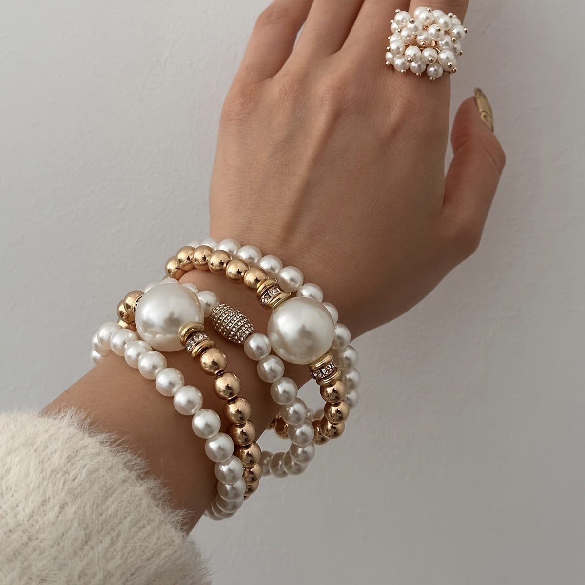 5pc Elegant Layered Pearl Bracelet Set