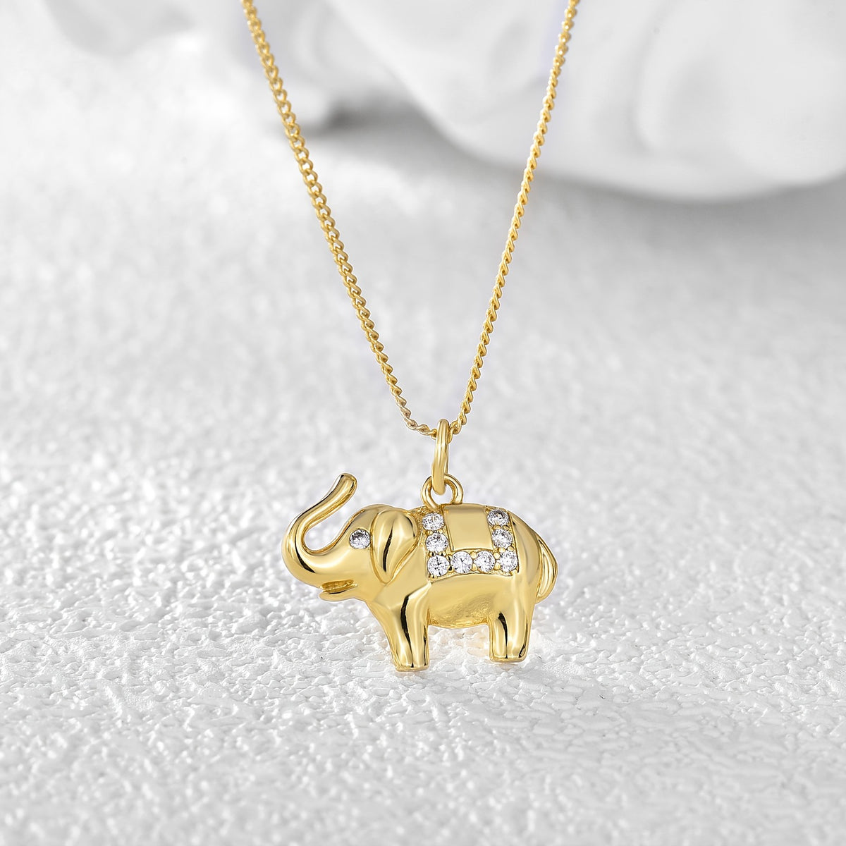 18k Elegant Elephant Pendant Necklace