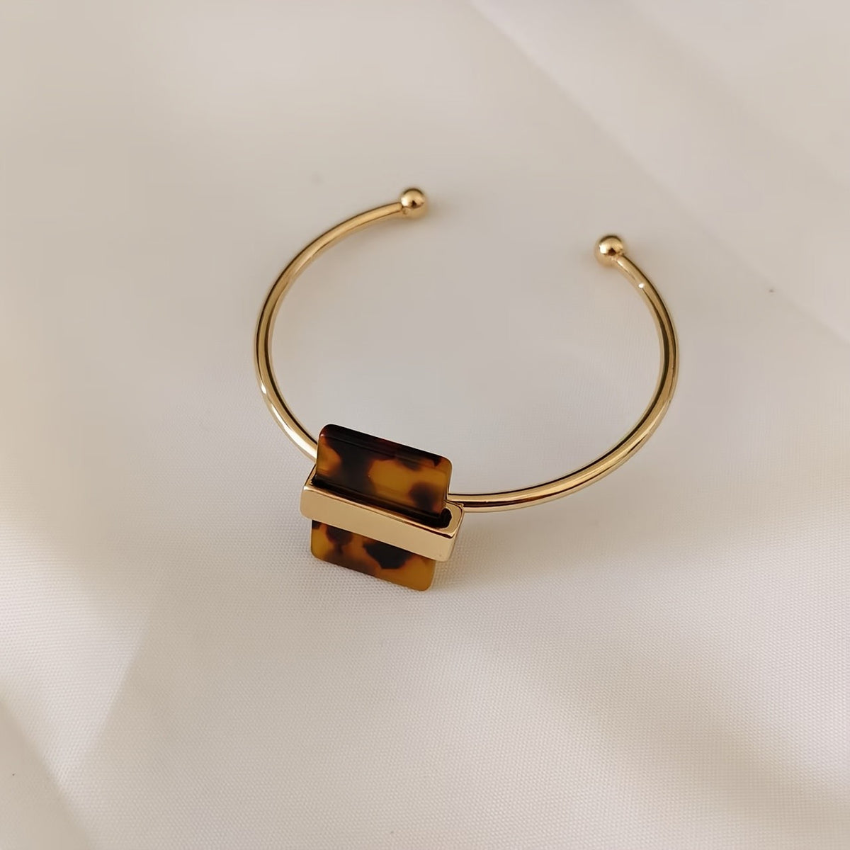 Elegant Tortoise Shell Bangle Bracelet
