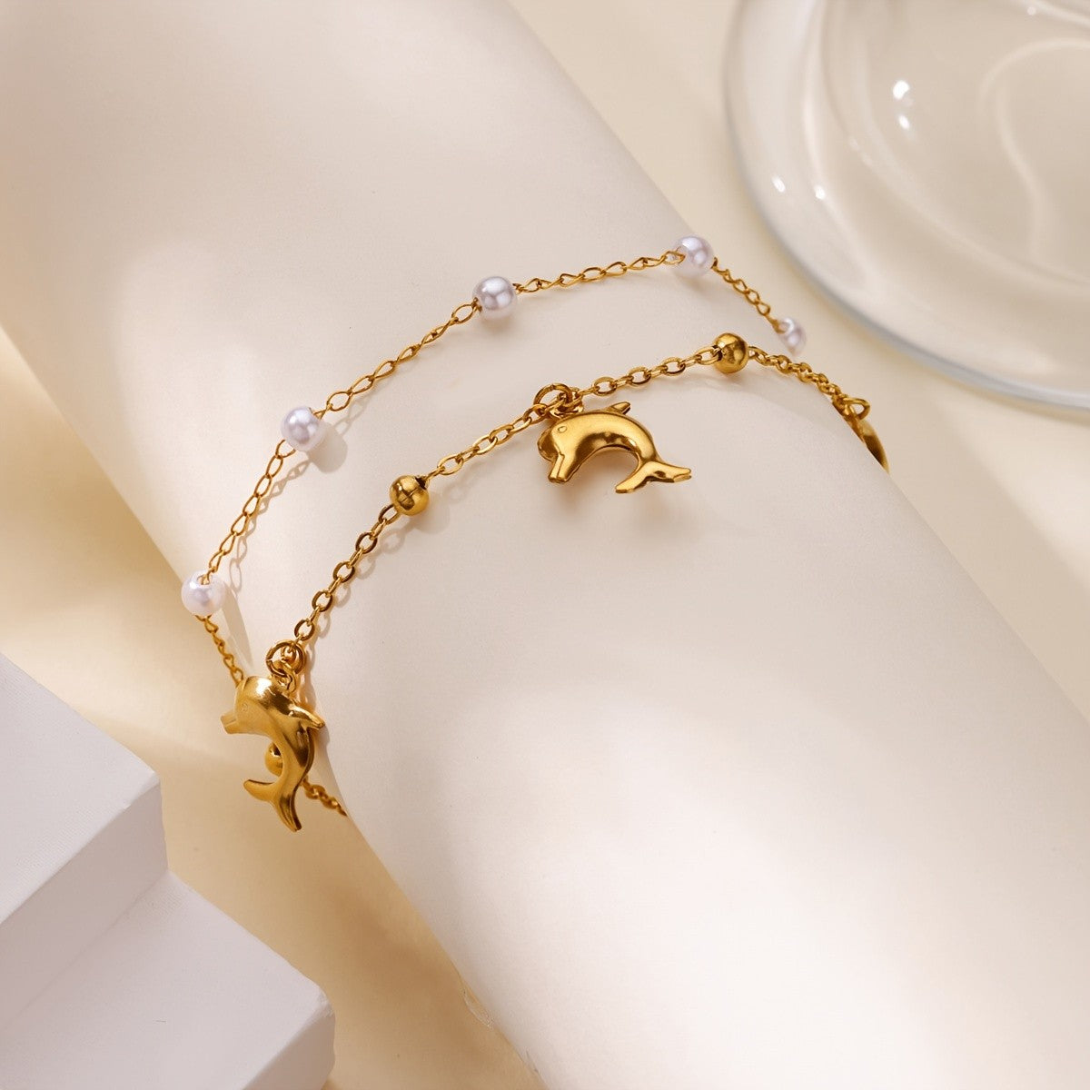 18k Boho Dolphin Pearl Anklet
