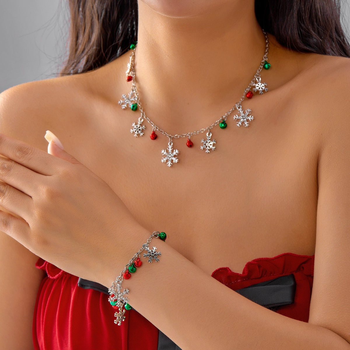 Dainty Snowflake Necklace and Bracelet Set