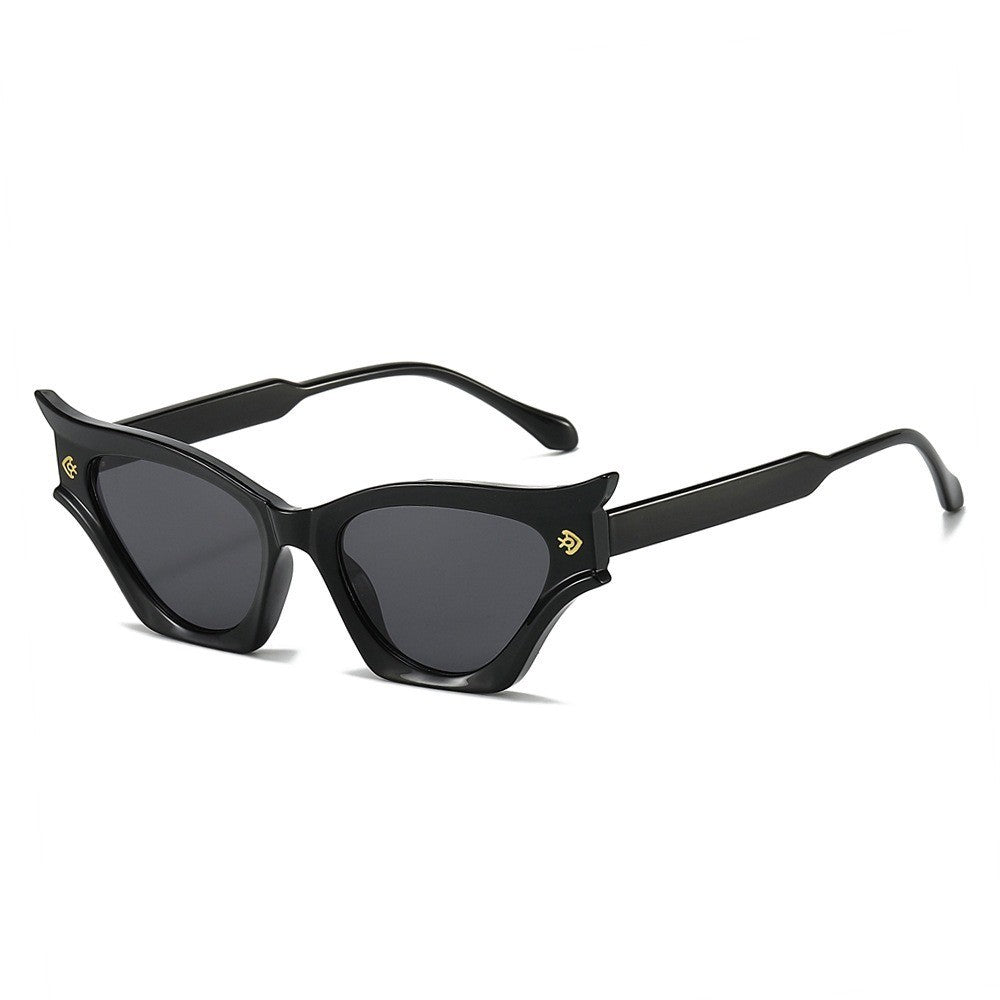Classy Black Winged Cat Eye Sunglasses