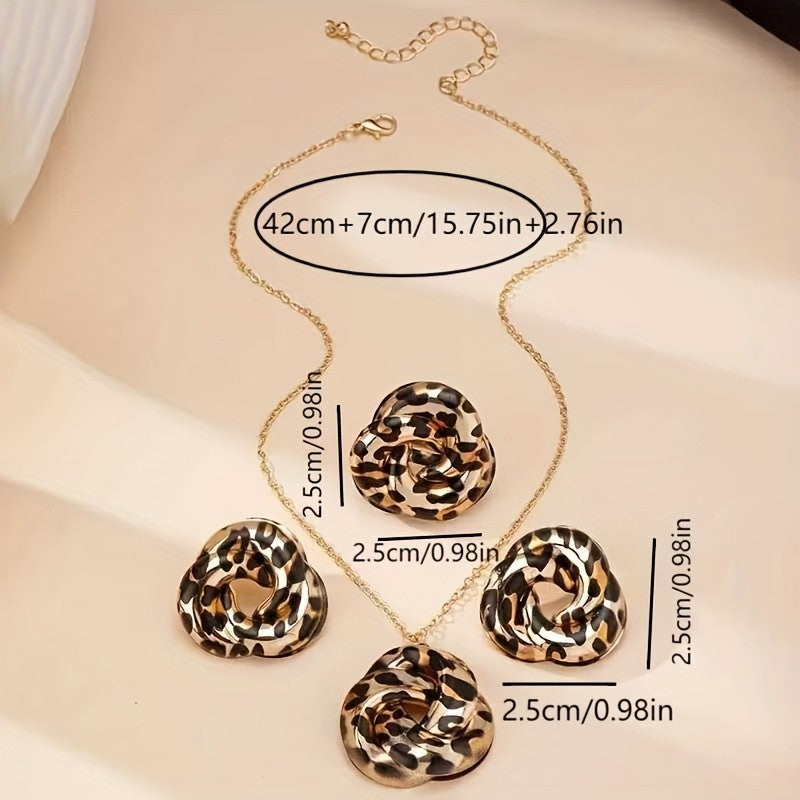 Classy Leopard Print Pendant Set