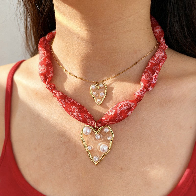 18k Romantic Resin Heart Scarf Necklace