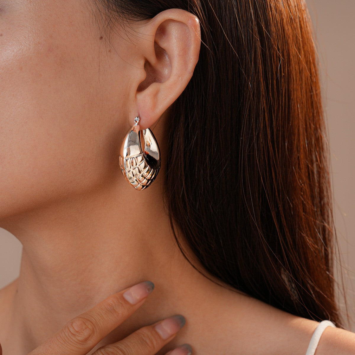 18k Vintage Geometric Textured Hoop Earrings