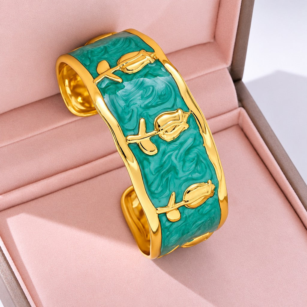 Classy Rose Open Bangle