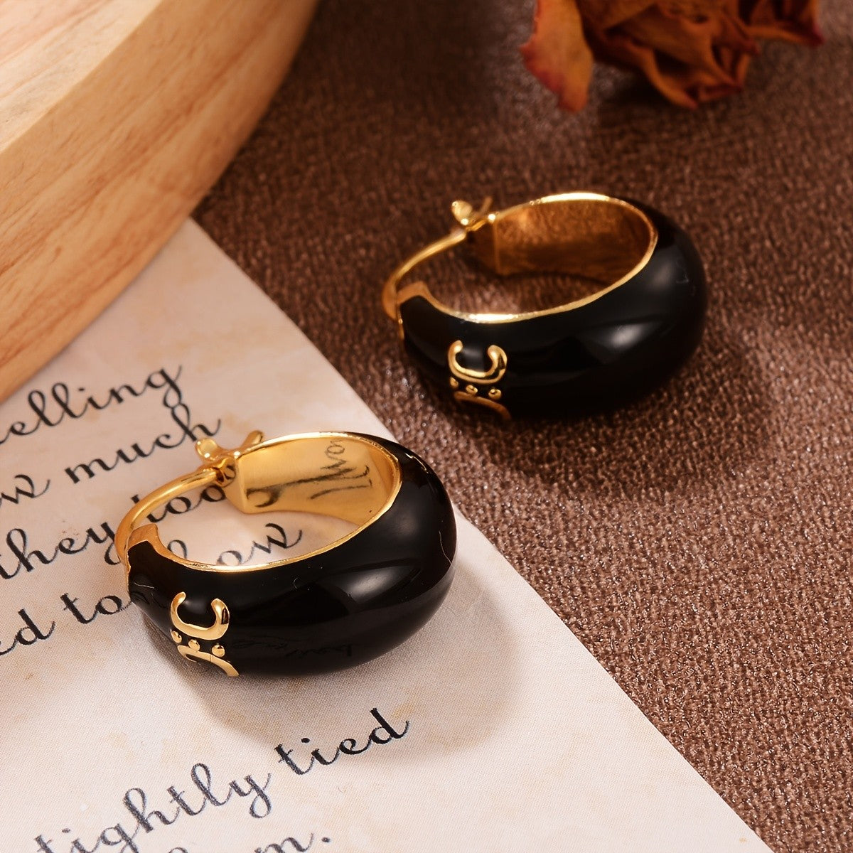 18k Vintage Black Horseshoe Hoop Earrings