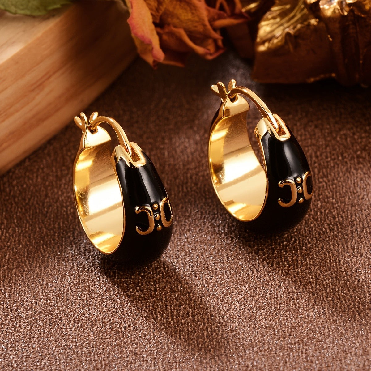 18k Vintage Black Horseshoe Hoop Earrings