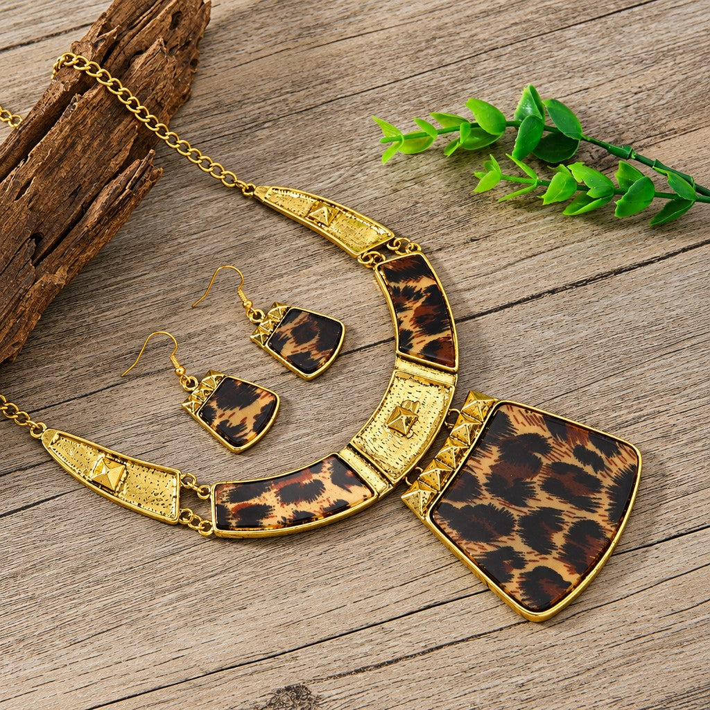 Classy Leopard Print Necklace & Earring Set