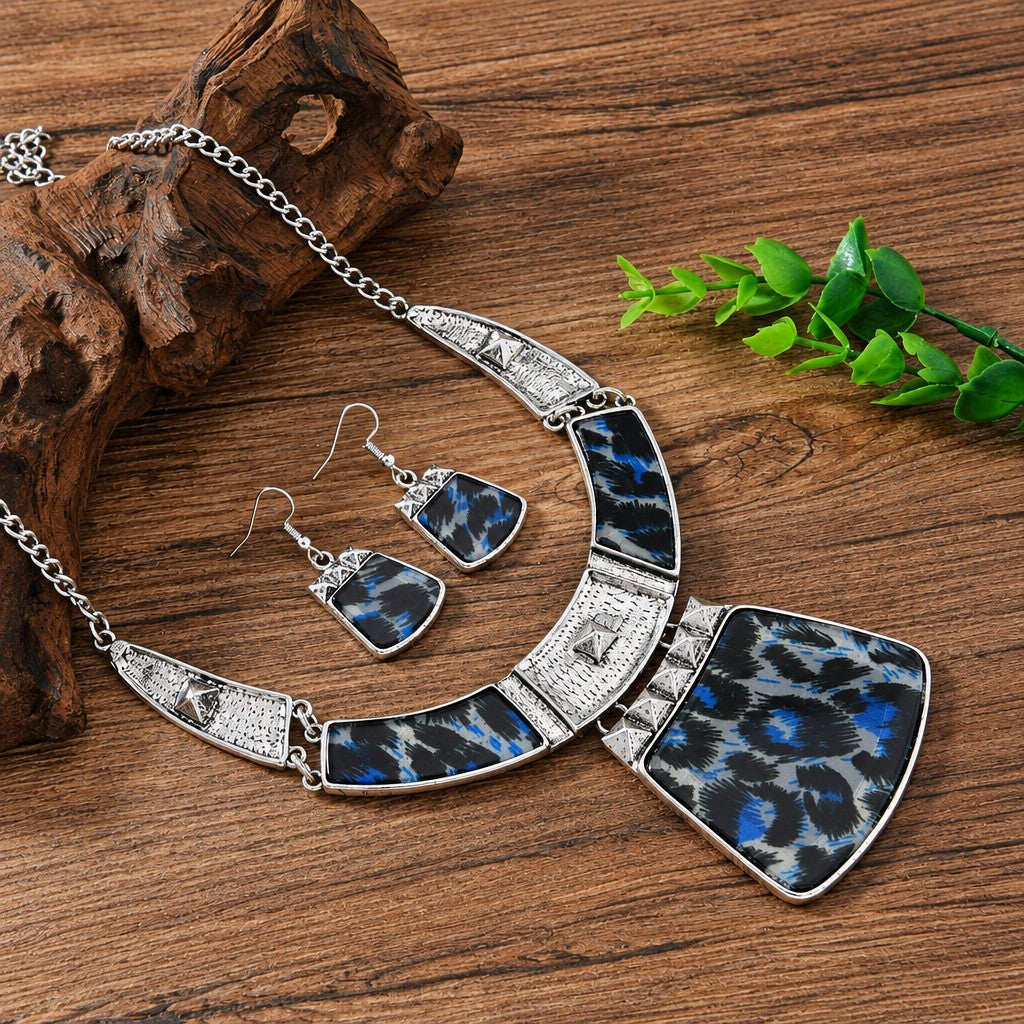 Classy Leopard Print Necklace & Earring Set