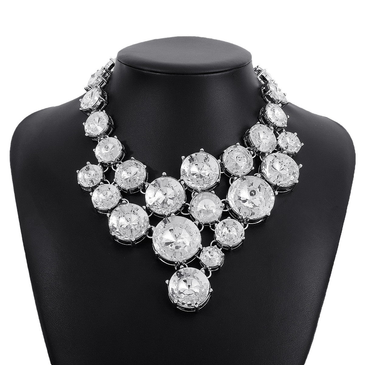 Elegant Vintage Crystal Statement Necklace