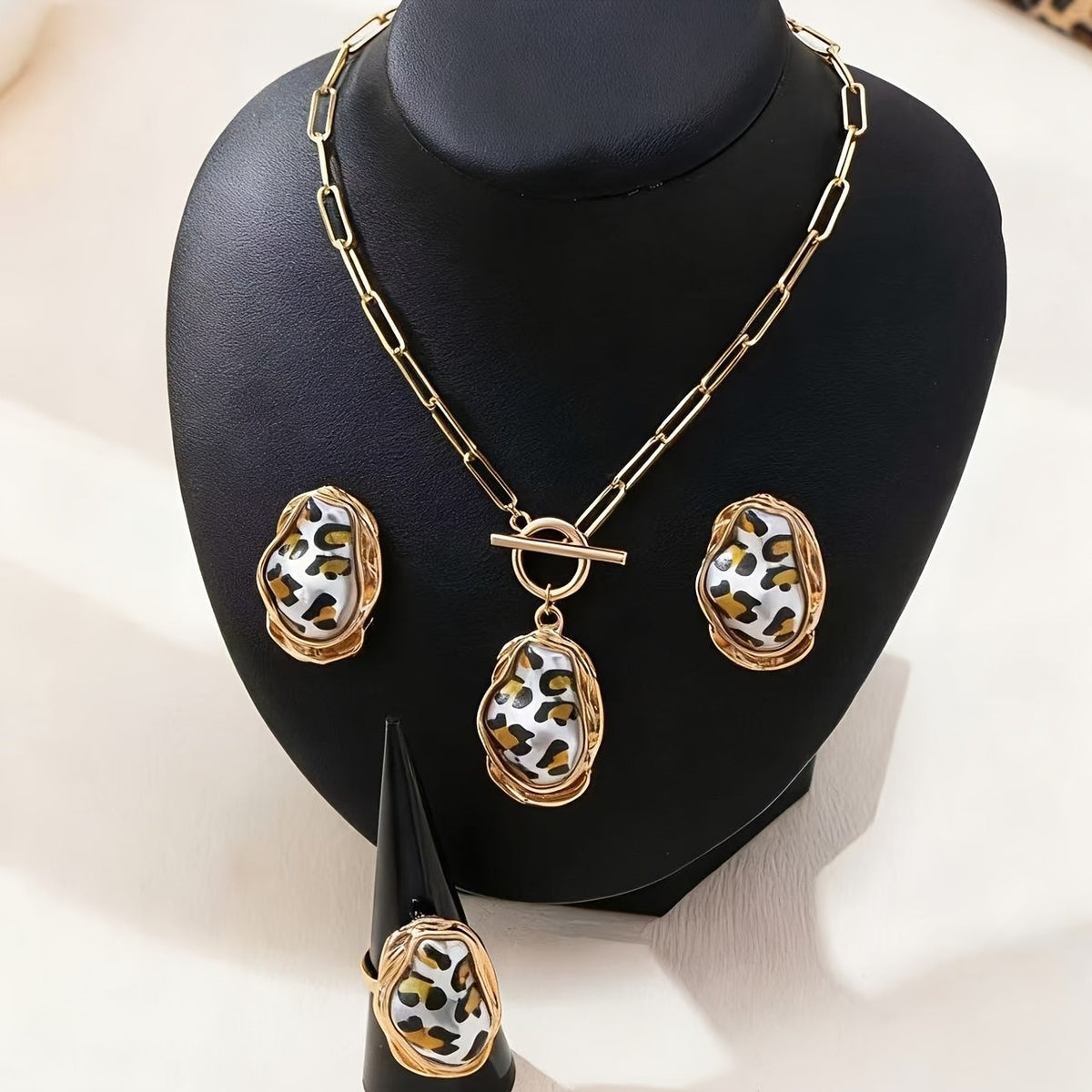 Elegant Leopard Print Necklace, Ring & Earring Set