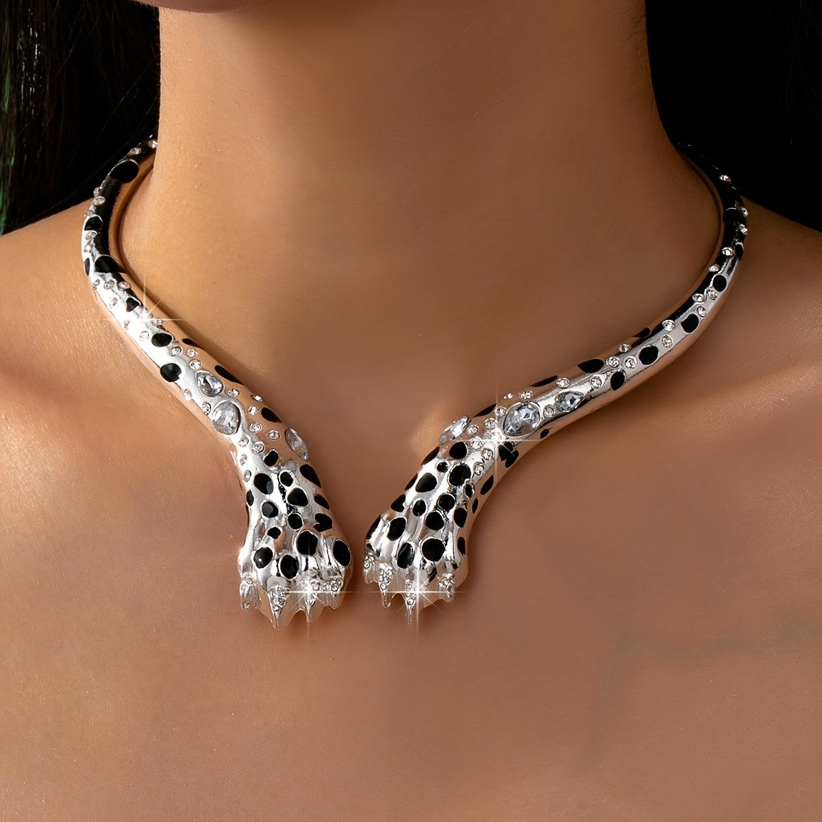 Vintage Leopard Claw Choker Necklace