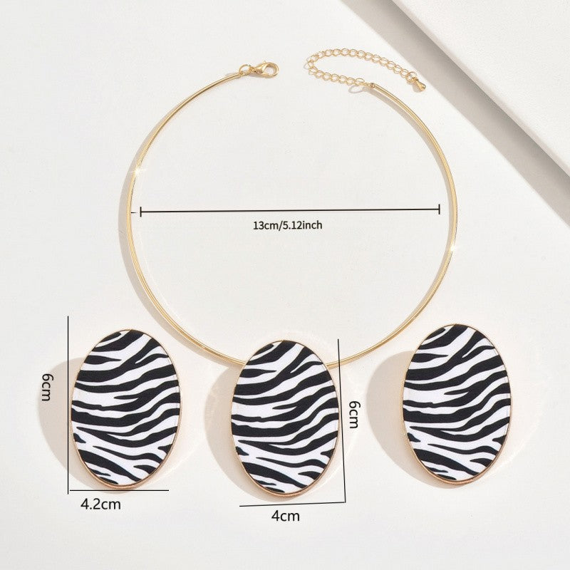 Elegant Zebra Print Collar Necklace & Earring Set
