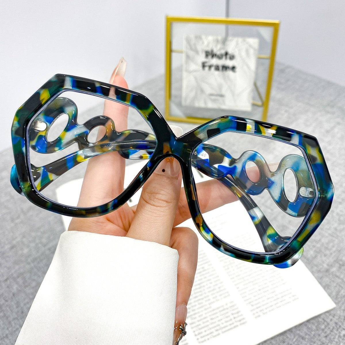 Chic Geometric Blue Reading Glasses