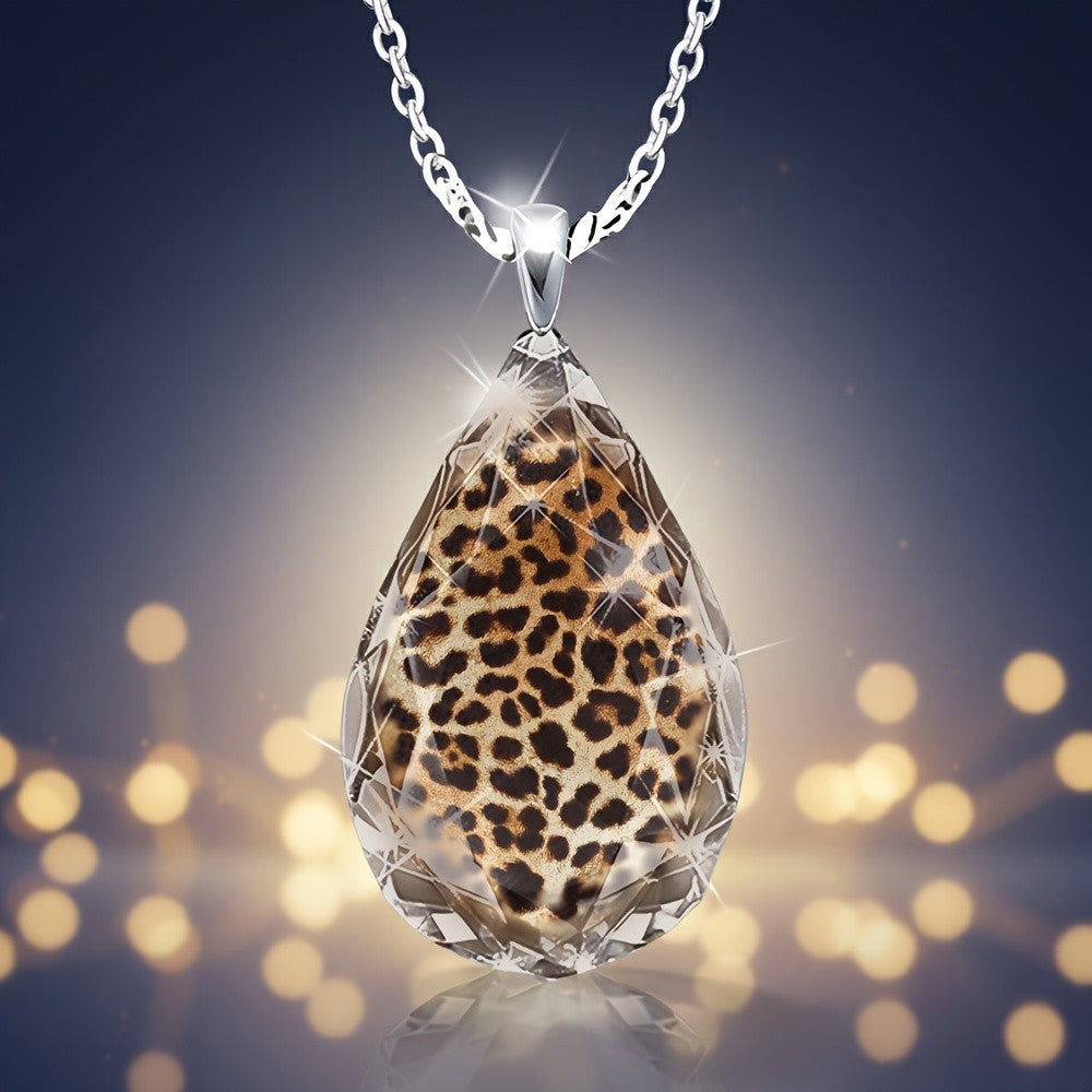 Elegant Leopard Print Teardrop Necklace