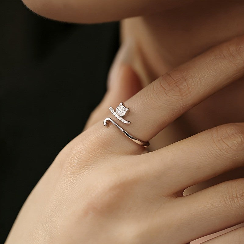 Dainty Cat Zircon Ring