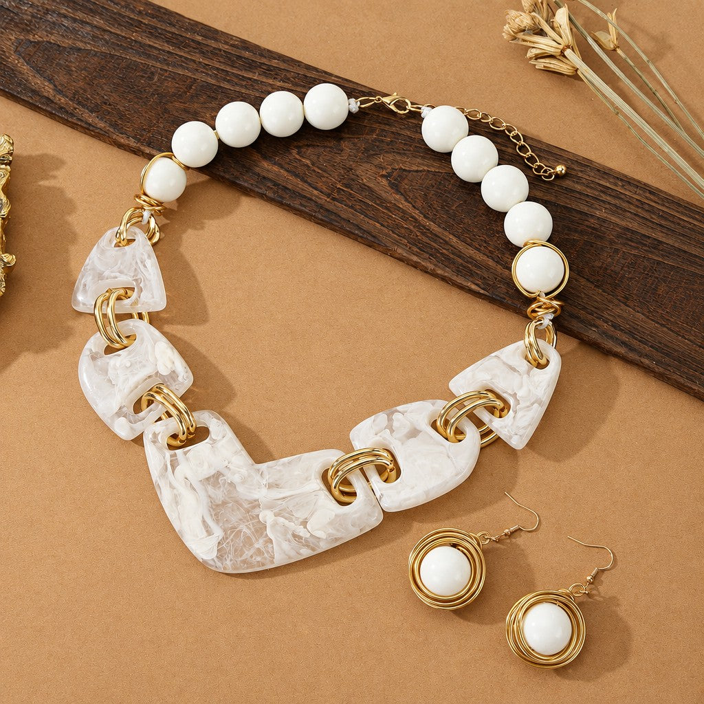 18k Boho Amber Resin Necklace & Earring Set