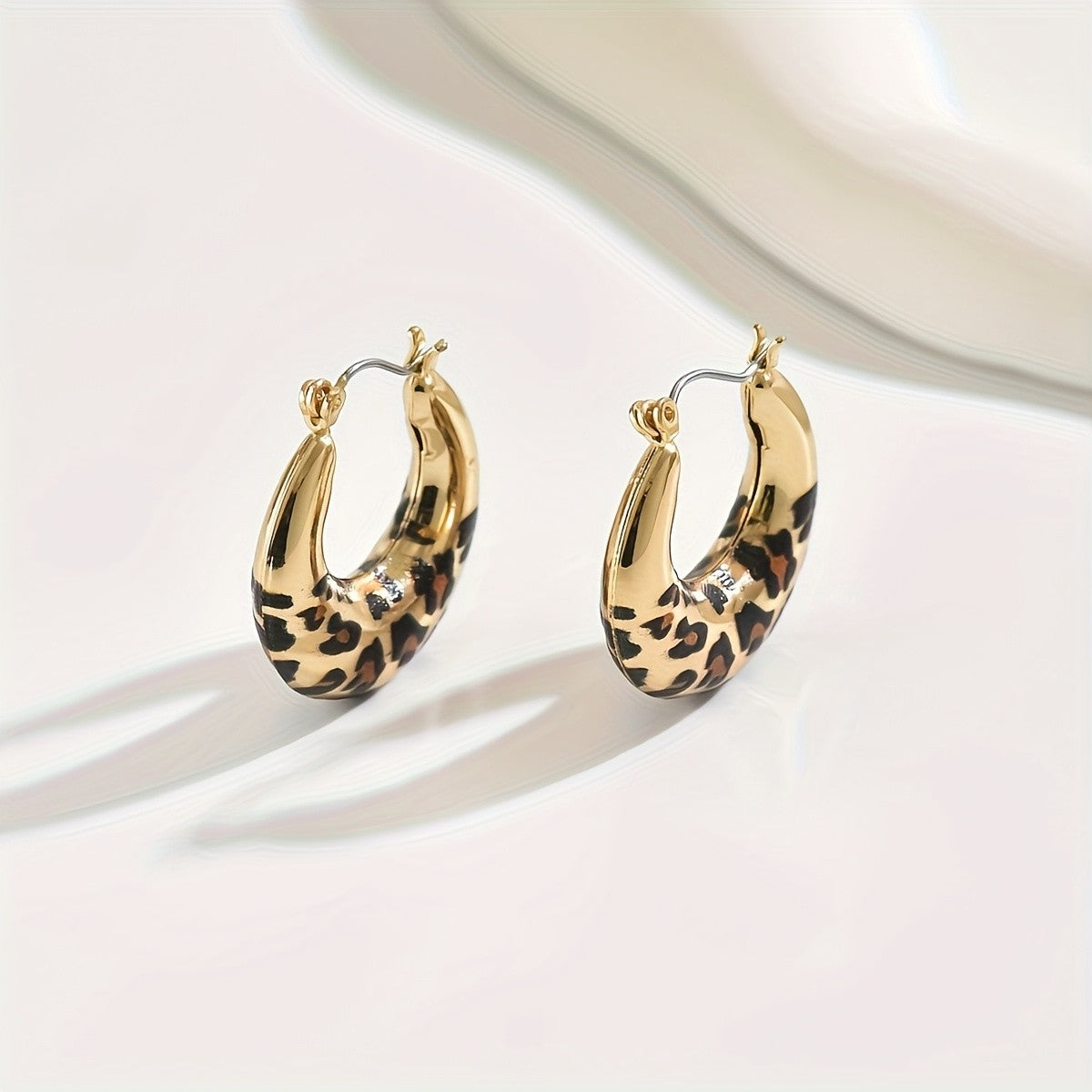 Leopard Print Textured Open Hoop Earrings