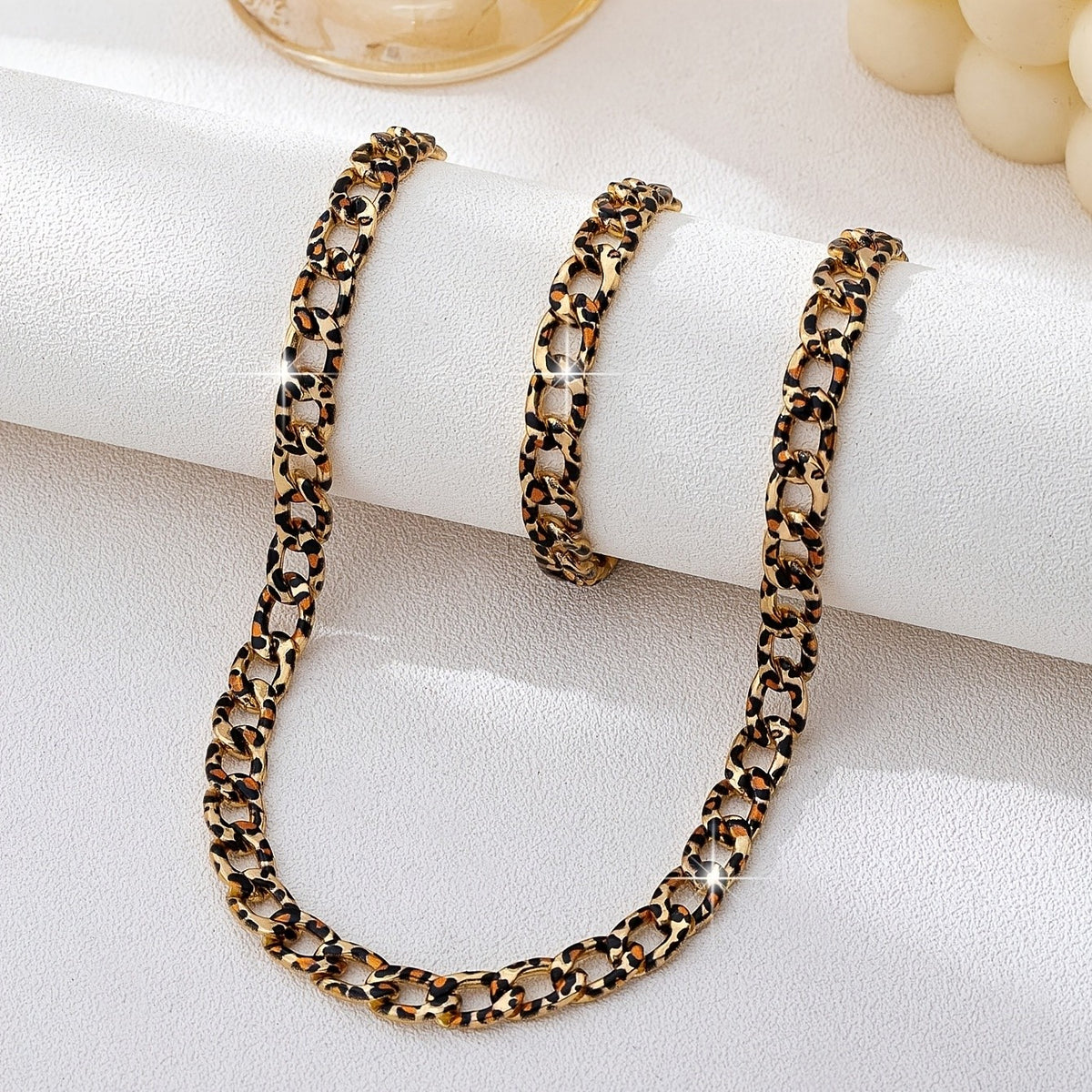 Classy Leopard Print Chain Set