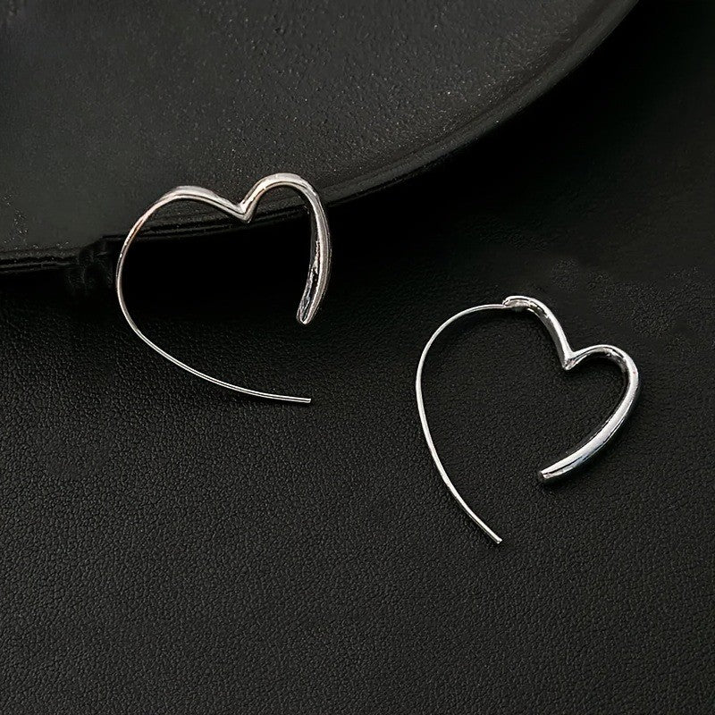 Dainty Open Heart Earrings