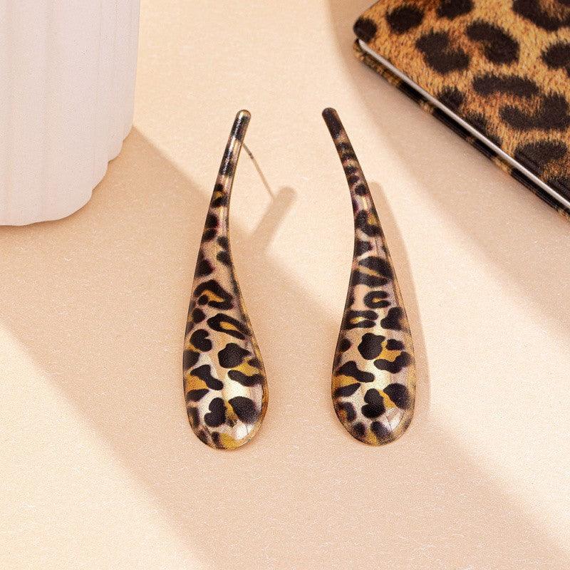 Elegant Leopard Print Drop Earrings