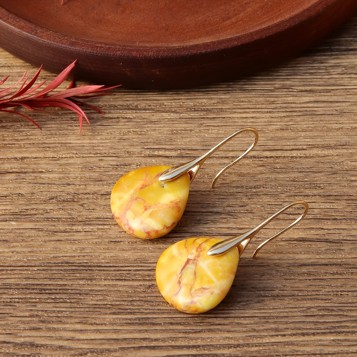 Elegant Yellow Agate Teardrop Earrings